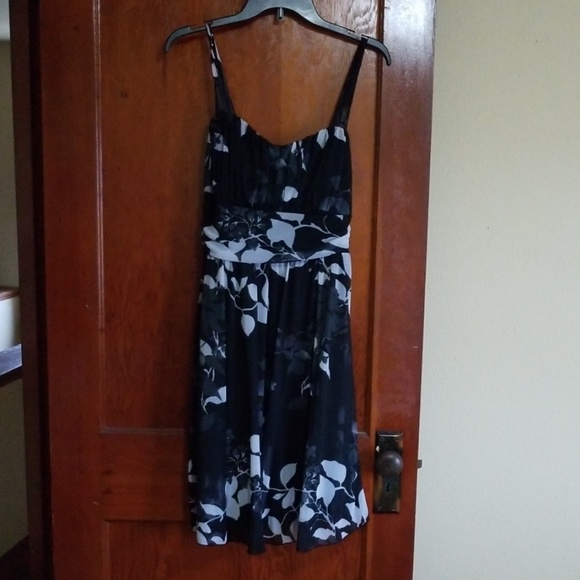 Maurices Dresses & Skirts - Maurice's Chiffon Overly Midi Dress